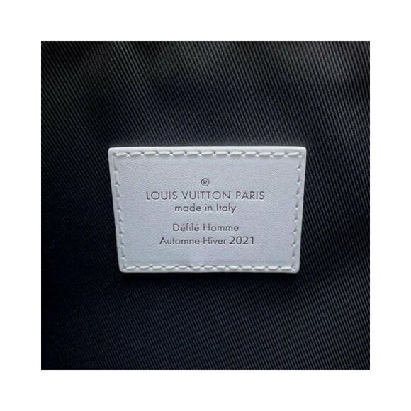 Pre Loved Louis Vuitton Newspaper Print Clutch Bag Women White - Picture 5 of 8